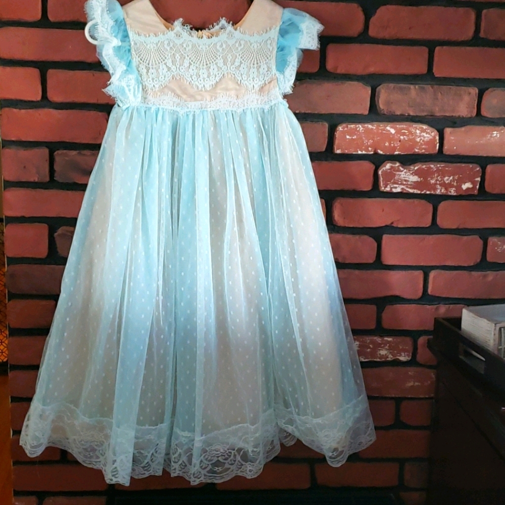 Trish Scully Adriana girl dress 14 in ice blue EUC
